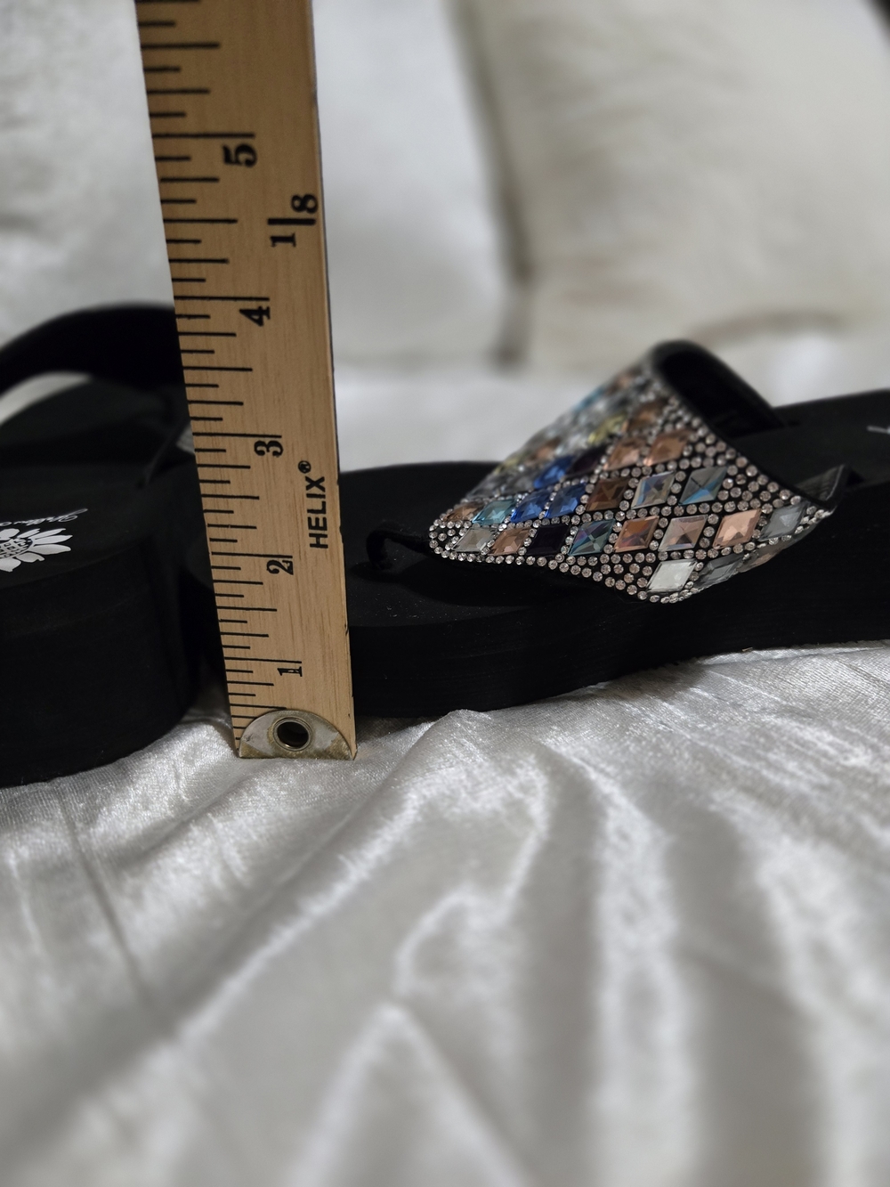Yellow Box Multi Color Wedge Flip Flops..size 7 1/2  EUC!!! - Picture 7 of 8